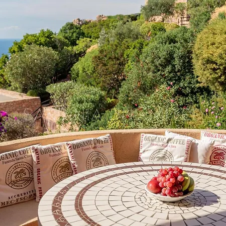 Villa Violetta Britton *