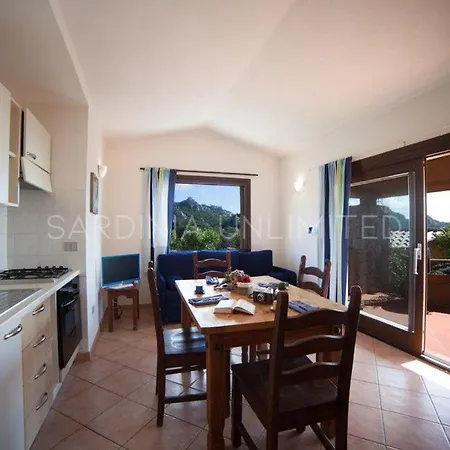 Violetta Britton Costa Paradiso