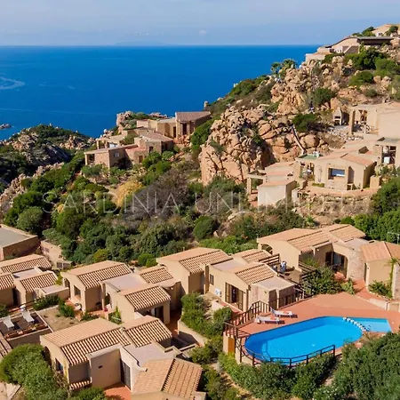 Violetta Britton * Costa Paradiso